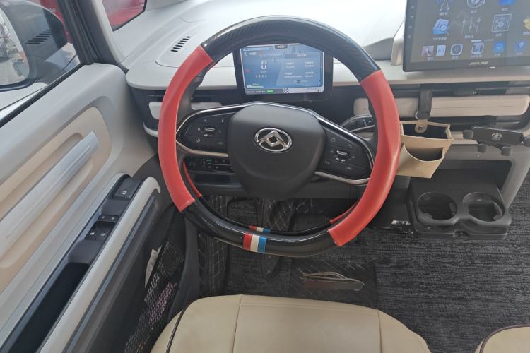 Used SAIC MAXUS Dana V1 2024 V1 Short Wheelbase Low-Roof Multi-Function Version (51 kWh) Steering Wheel
