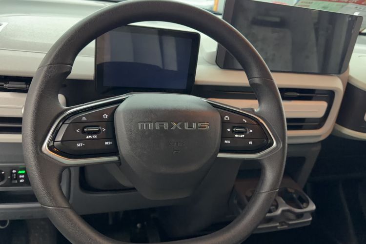 Used SAIC MAXUS Dana V1 2024 M1 Long-Wheelbase Low-Roof Passenger Version (64 kWh) Steering Wheel