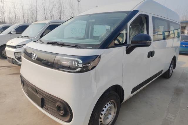 Used SAIC MAXUS Dana V1 2024 V1 Long Wheelbase High-Roof Multi-Function Version (62 kWh)