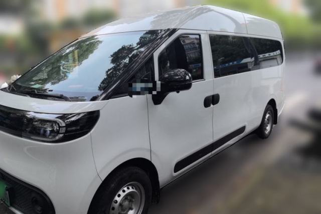 Used SAIC MAXUS Dana V1 2025 V1+ Long-Wheelbase High-Roof Multi-Function Version (62 kWh)