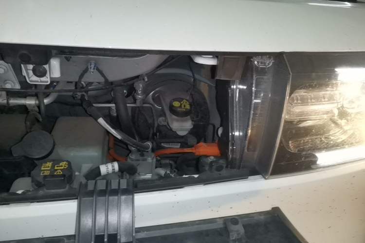 Used SAIC MAXUS Dana V1 2024 V1 Short Wheelbase Low Roof (31 kWh) Engine Bay Left