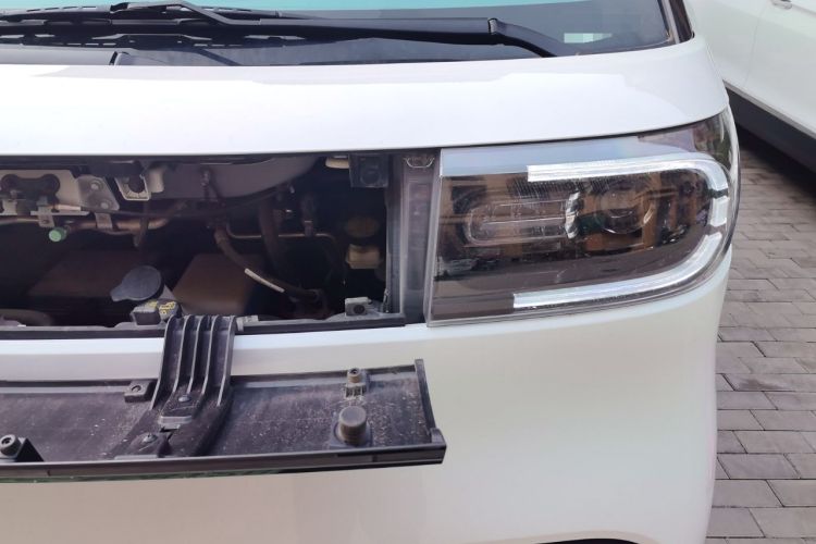 Used SAIC MAXUS Dana V1 2024 V1 Short Wheelbase Low-Roof Multi-Function Version (51 kWh) Engine Bay Left