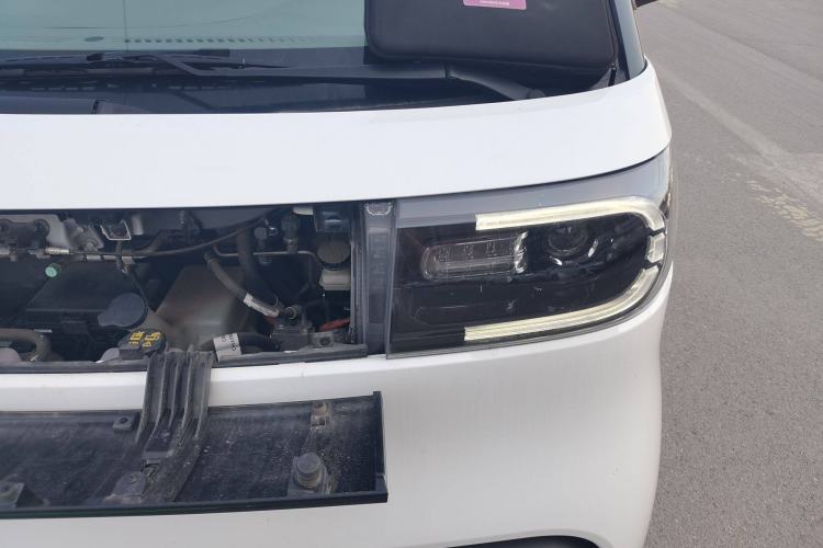 Used SAIC MAXUS Dana V1 2024 V1 Long Wheelbase High Roof (51 kWh) Engine Bay Left