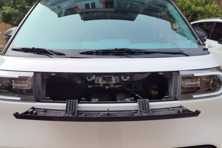 Used SAIC MAXUS Dana V1 2024 V1 Short Wheelbase Low-Roof Multi-Function Version (51 kWh) Engine Bay