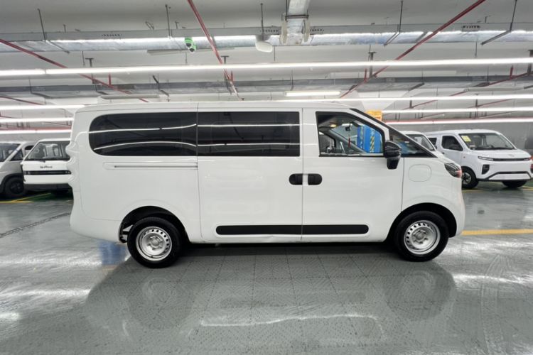 Used SAIC MAXUS Dana V1 2024 V1 Short Wheelbase Low-Roof Multi-Function Version (51 kWh) Exterior 3