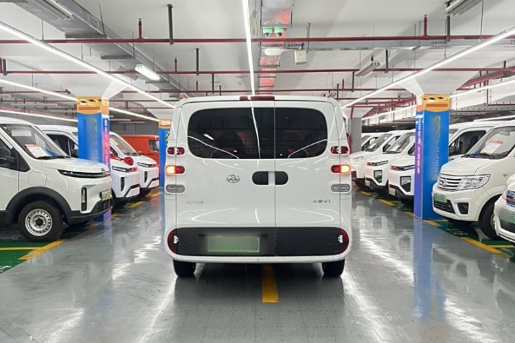 Used SAIC MAXUS Dana V1 2024 V1 Short Wheelbase Low-Roof Multi-Function Version (51 kWh) Exterior 5