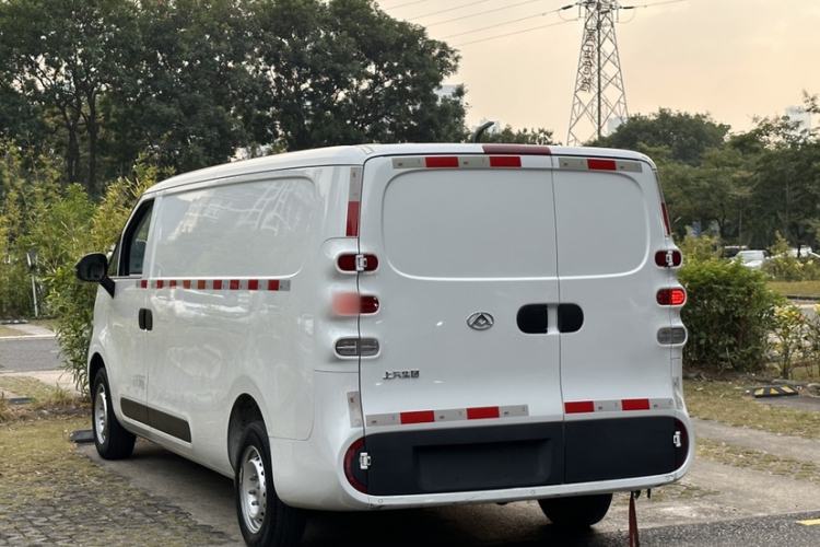 Used SAIC MAXUS Dana V1 2024 V1 Long Wheelbase Low Roof (51 kWh) Exterior 5