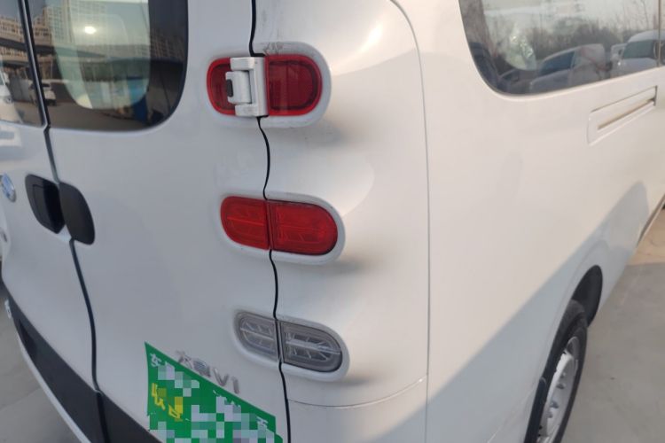 Used SAIC MAXUS Dana V1 2024 V1 Long Wheelbase High-Roof Multi-Function Version (62 kWh) Exterior 6