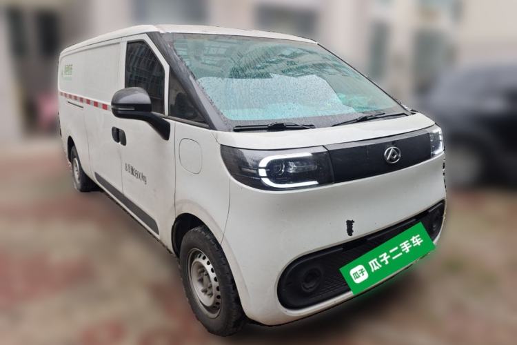 Used SAIC MAXUS Dana V1 2024 V1 Long Wheelbase Low Roof (51 kWh) Front Right 45 Deg