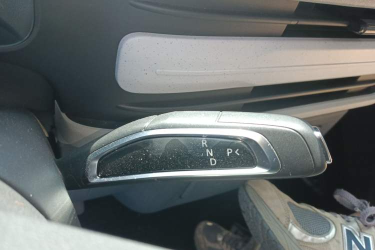 Used SAIC MAXUS Dana V1 2024 V1 Short Wheelbase Low-Roof Multi-Function Version (51 kWh) Gear Lever