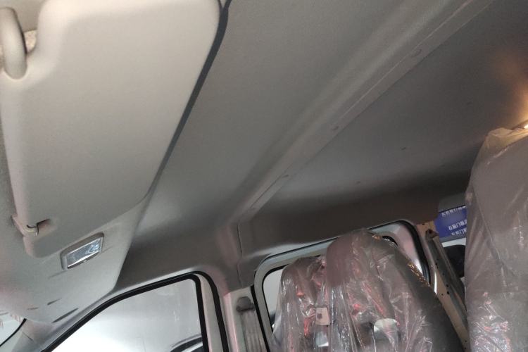 Used SAIC MAXUS Dana V1 2024 V1 Short Wheelbase Low-Roof Multi-Function Version (51 kWh) Headliner