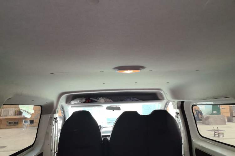 Used SAIC MAXUS Dana V1 2024 V1 Short Wheelbase Low-Roof Multi-Function Version (51 kWh) Headliner