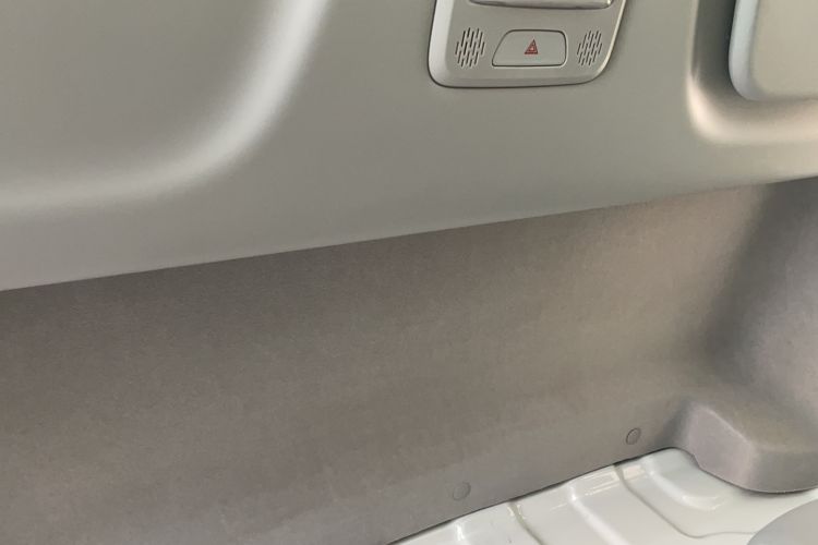 Used SAIC MAXUS Dana V1 2024 V1 Long Wheelbase Low Roof (51 kWh) Headliner