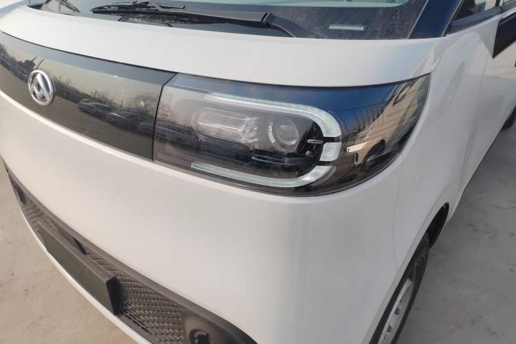Used SAIC MAXUS Dana V1 2024 V1 Long Wheelbase High-Roof Multi-Function Version (62 kWh) Left Front Headlight