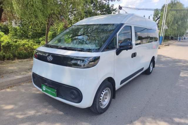 Used SAIC MAXUS Dana V1 2024 V1 Long Wheelbase High-Roof Multi-Function Version (62 kWh)