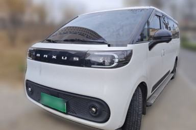 Used SAIC MAXUS Dana V1 2024 M1 Long-Wheelbase Low-Roof Passenger Version (64 kWh)