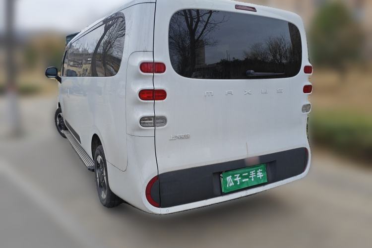 Used SAIC MAXUS Dana V1 2024 M1 Long-Wheelbase Low-Roof Passenger Version (64 kWh) Rear Left 45 Deg