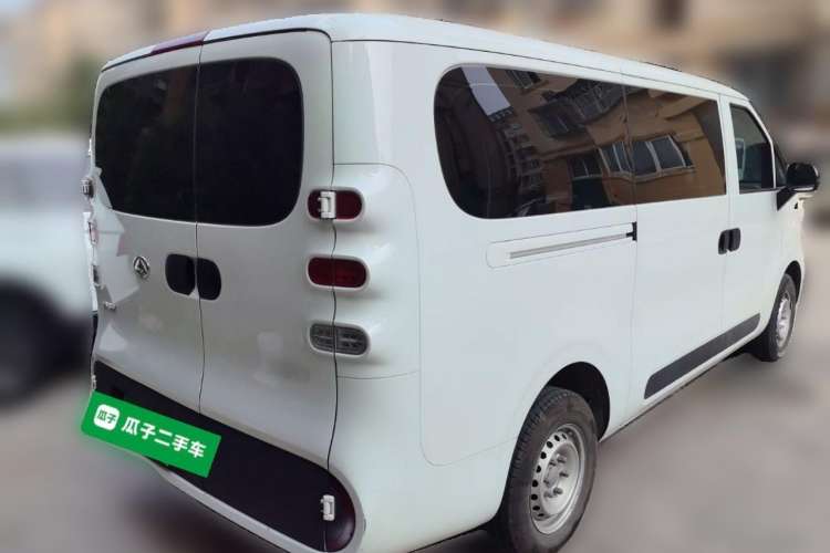 Used SAIC MAXUS Dana V1 2024 V1 Short Wheelbase Low-Roof Multi-Function Version (51 kWh) Rear Right 45 Deg