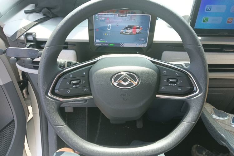 Used SAIC MAXUS Dana V1 2024 V1 Short Wheelbase Low-Roof Multi-Function Version (51 kWh) Steering Wheel