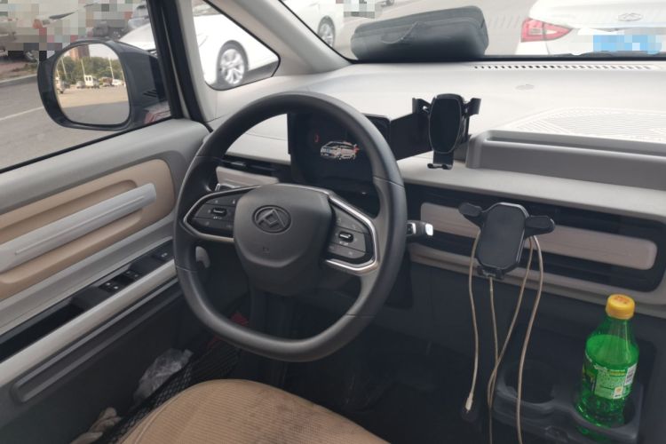Used SAIC MAXUS Dana V1 2024 V1 Long Wheelbase High Roof (51 kWh) Steering Wheel