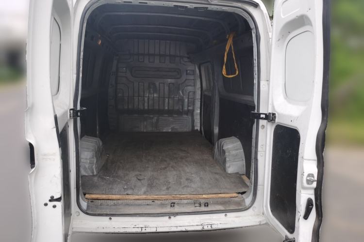Used SAIC MAXUS Dana V1 2024 V1 Long Wheelbase High Roof (51 kWh) Trunk