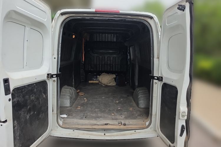 Used SAIC MAXUS Dana V1 2024 V1 Long Wheelbase High Roof (51 kWh) Trunk