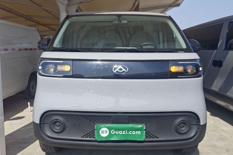 Used SAIC MAXUS Dana V1 2025 V1+ Short Wheelbase Low-Roof Multi-Function Version (42 kWh) Front