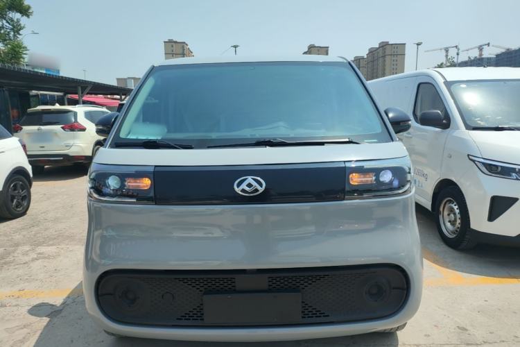 Used SAIC MAXUS Dana V1 2023 V1 Short Wheelbase Low Roof (43 kWh) Front