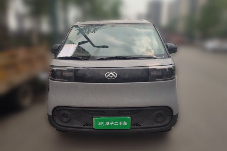 Used SAIC MAXUS Dana V1 2026 Model V1 Low-Roof Multi-Function Version (42 kWh) Front