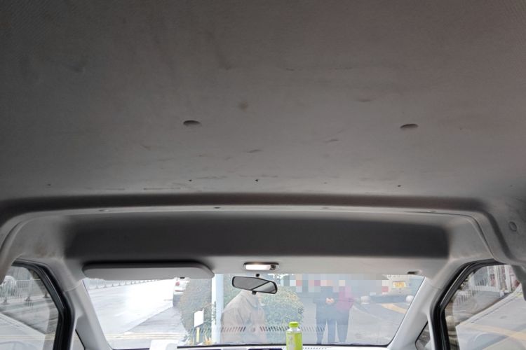 Used SAIC MAXUS Dana V1 2025 Low-Roof Multi-Function Version 42 kWh Headliner