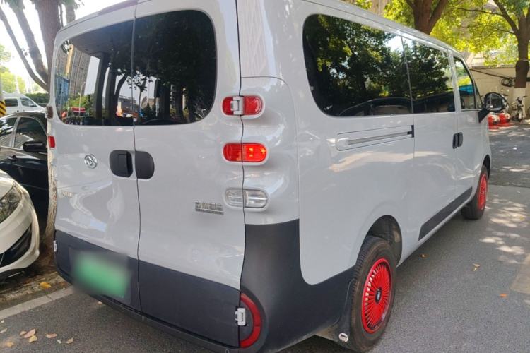 Used SAIC MAXUS Dana V1 2025 Low-Roof Multi-Function Version 42 kWh Rear Right 45 Deg