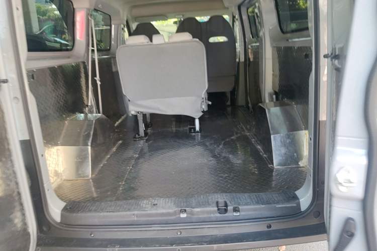 Used SAIC MAXUS Dana V1 2025 Low-Roof Multi-Function Version 42 kWh Trunk