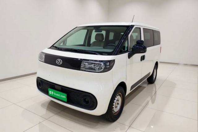 Używany SAIC MAXUS Dana V1 2024 V1 Short Wheelbase Low-Roof Multi-Function Version (51 kWh)