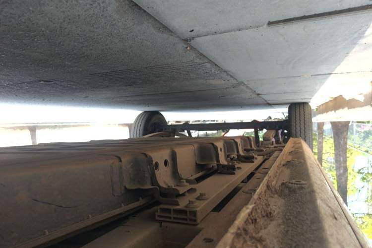 Used SAIC MAXUS Dana V1 2026 Model V1 Low-Roof Multi-Function Version (42 kWh) Chassis Front Right