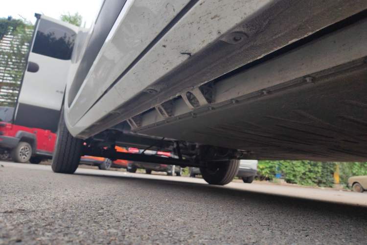 Used SAIC MAXUS Dana V1 2025 V1 Short Wheelbase Low-Roof Multi-Function Version (42 kWh) Chassis Front Right