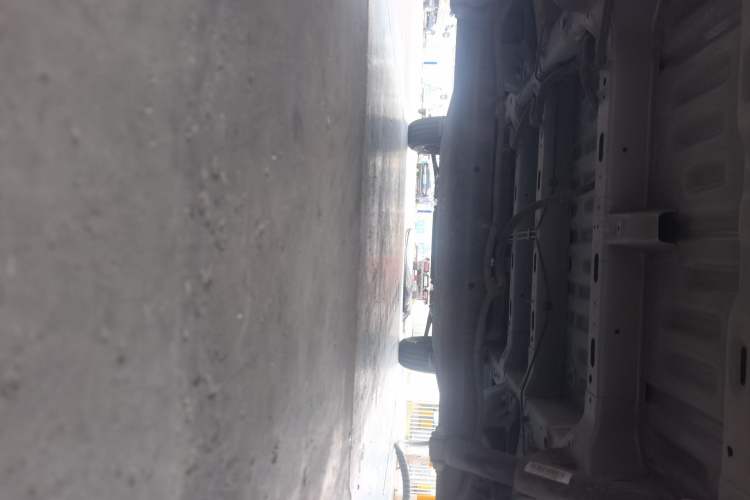 Used SAIC MAXUS Dana V1 2025 V1+ Long Wheelbase High-Roof Multi-Function Version (64 kWh) Chassis Rear