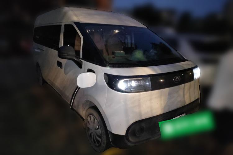 Used SAIC MAXUS Dana V1 2025 V1+ Long Wheelbase High-Roof Multi-Function Version (62 kWh) Exterior 2