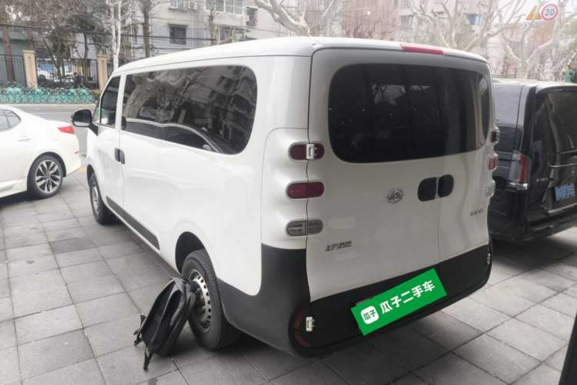 Used SAIC MAXUS Dana V1 2025 Low-Roof Multi-Function Version 50 kWh Exterior 2