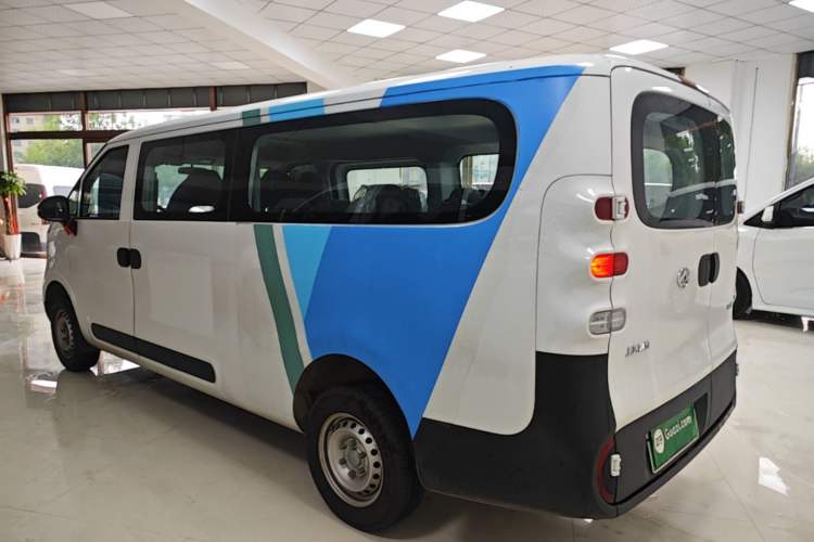 Used SAIC MAXUS Dana V1 2025 V1+ Long Wheelbase Low-Roof Multi-Function Version (62 kWh) Exterior 2