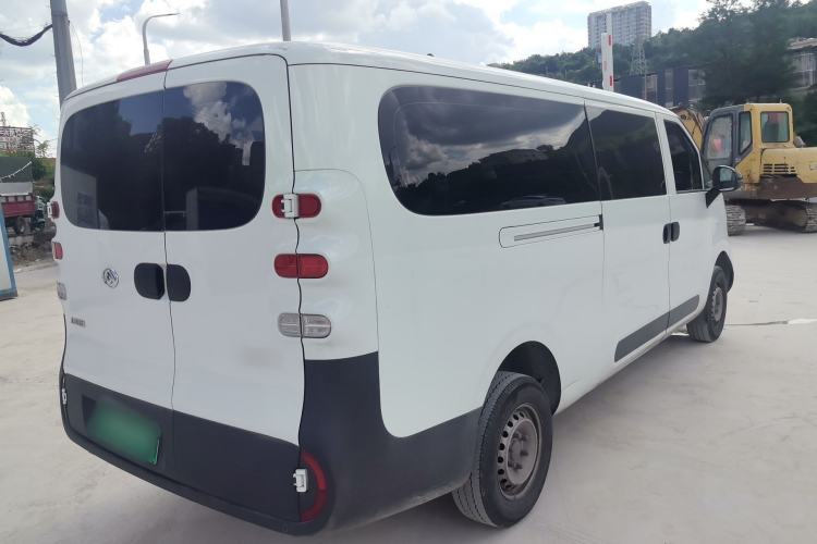 Used SAIC MAXUS Dana V1 2025 V1+ Long Wheelbase Low-Roof Multi-Function Version (62 kWh) Exterior 5