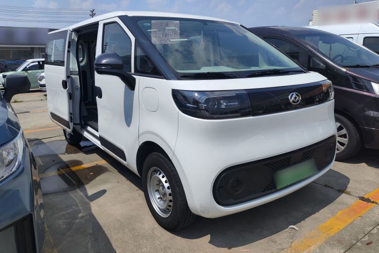 Used SAIC MAXUS Dana V1 2024 V1 Short Wheelbase Low-Roof Multi-Function Version (51 kWh) Exterior 5