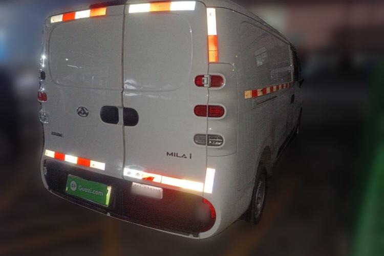 Used SAIC MAXUS Dana V1 2023 V1 Short Wheelbase Low Roof (43 kWh) Exterior 5