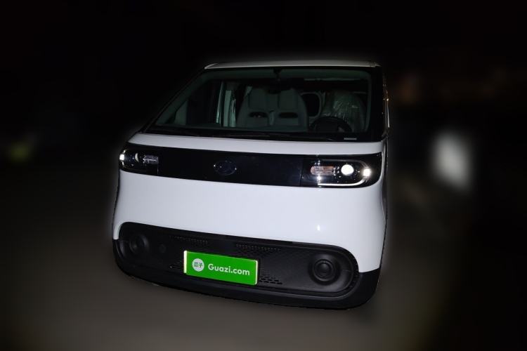 Used SAIC MAXUS Dana V1 2025 Low-Roof Multi-Function Version 42 kWh Front