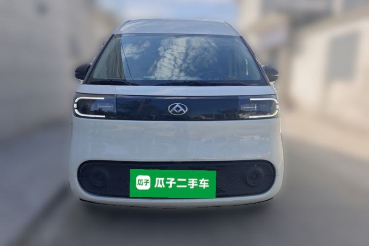 Used SAIC MAXUS Dana V1 2025 V1+ Long Wheelbase High-Roof Multi-Function Version (64 kWh) Front
