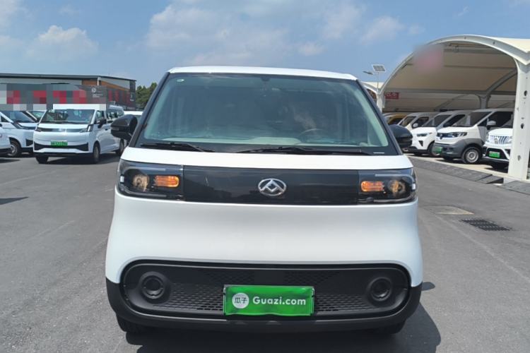 Used SAIC MAXUS Dana V1 2025 V1 Short Wheelbase Low-Roof Multi-Function Version (42 kWh) Front