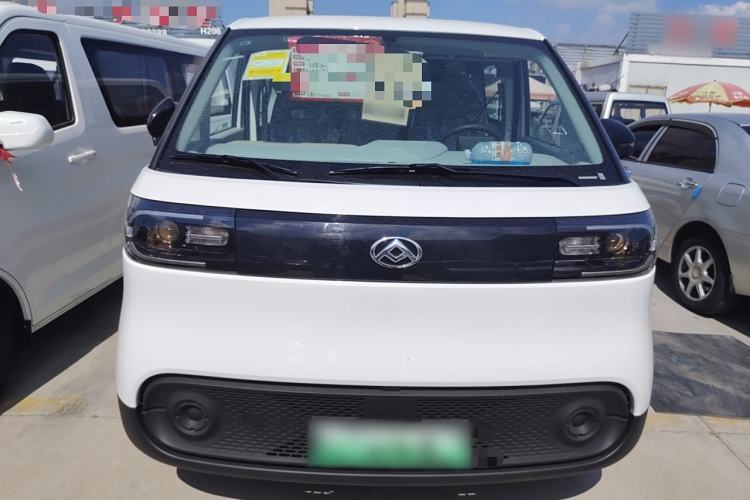 Used SAIC MAXUS Dana V1 2025 V1 Short Wheelbase Low-Roof Multi-Function Version (42 kWh) Front