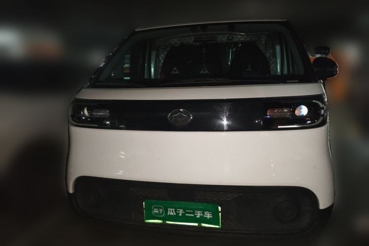 Used SAIC MAXUS Dana V1 2025 V1+ Long Wheelbase Low-Roof Multi-Function Version (62 kWh) Front