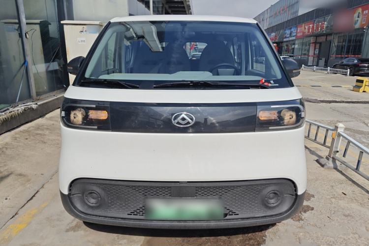 Used SAIC MAXUS Dana V1 2025 V1 Short Wheelbase Low-Roof Multi-Function Version (42 kWh) Front