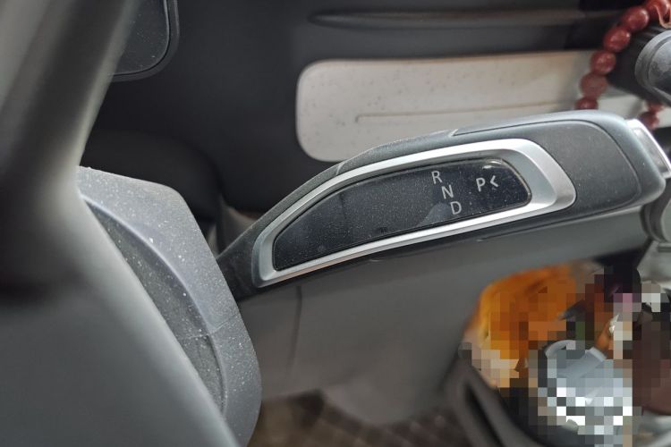 Used SAIC MAXUS Dana V1 2025 V1+ Long Wheelbase High-Roof Multi-Function Version (62 kWh) Gear Lever