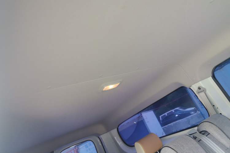 Used SAIC MAXUS Dana V1 2025 V1+ Long Wheelbase Low-Roof Multi-Function Version (62 kWh) Headliner